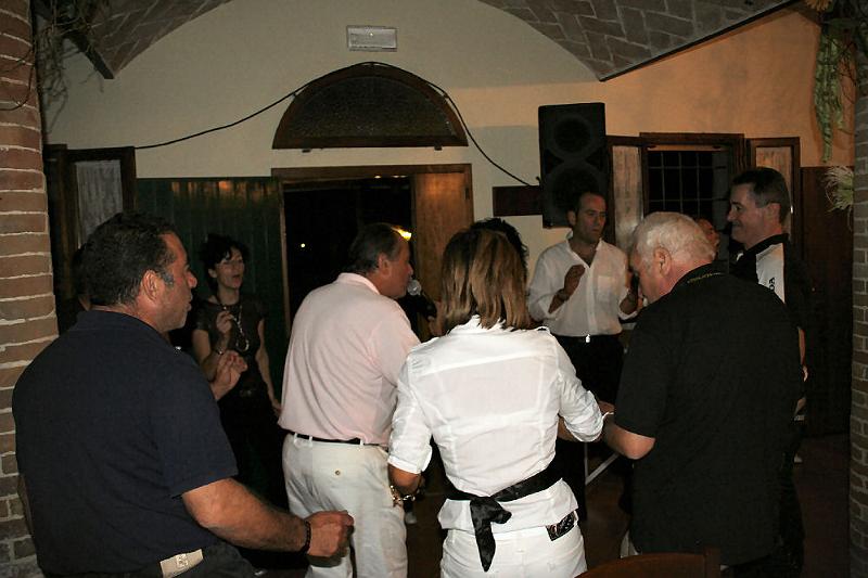 Agriturismo da Pudech, canta Piero 2.jpg